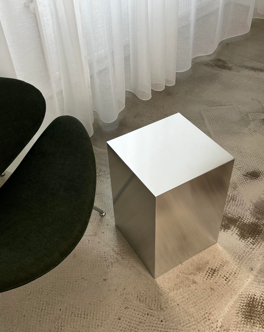 Personal price for two metal side tables. Size 20x12x12 inches